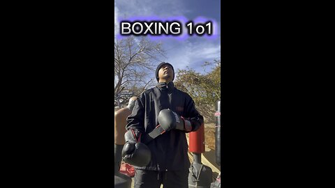 Boxing 101. (Foot work)