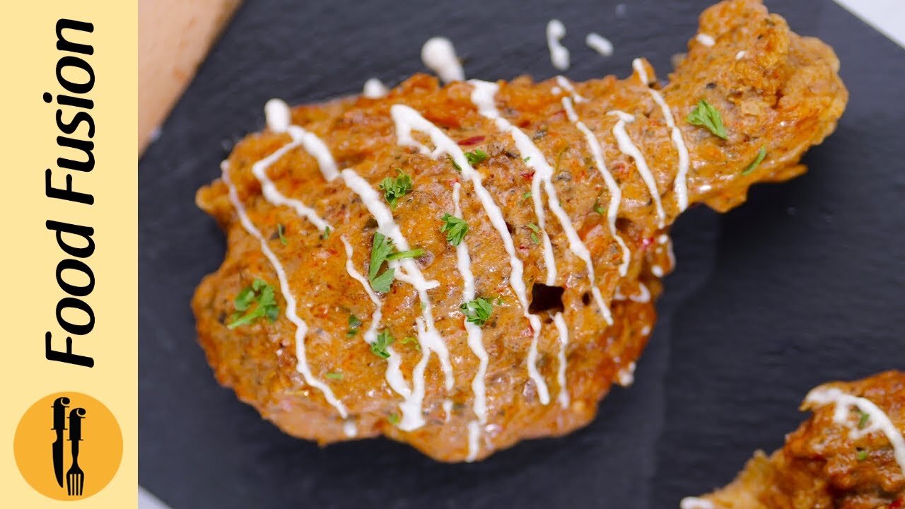 Crispy Butterfly Drumsticks with creamy garlic sauce recipe by Food Fussion