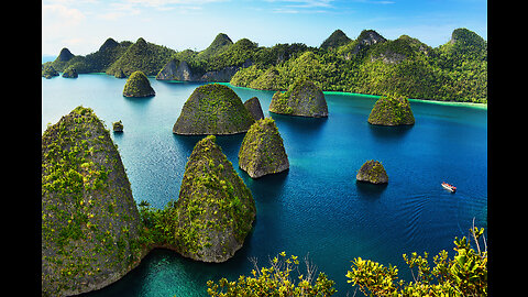 Amazing Wonderland - Raja Ampat Land and Sea