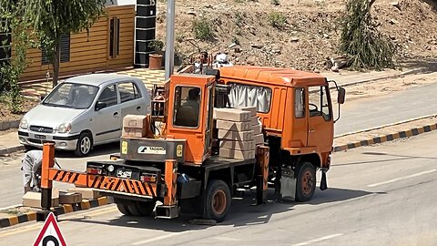 folding arm aerial working platform truck