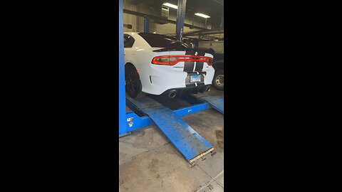 Exhaust on a V6 charger