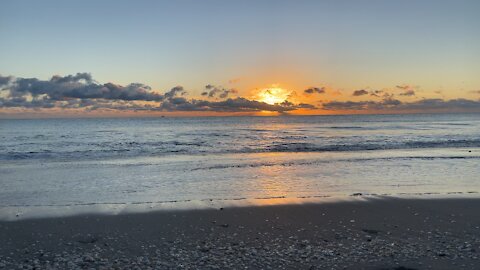 Salty Sunrise 12-22-21