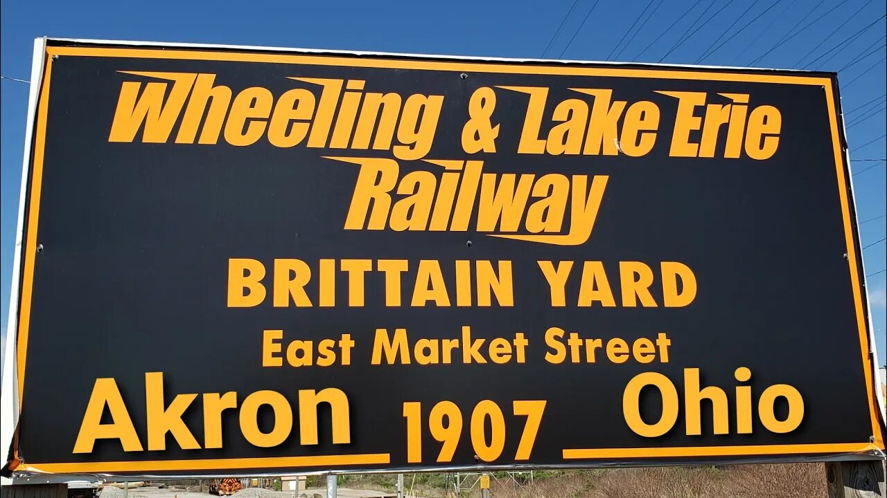 Wheeling and Lake Erie Brittain yard, Akron Ohio High Hood action