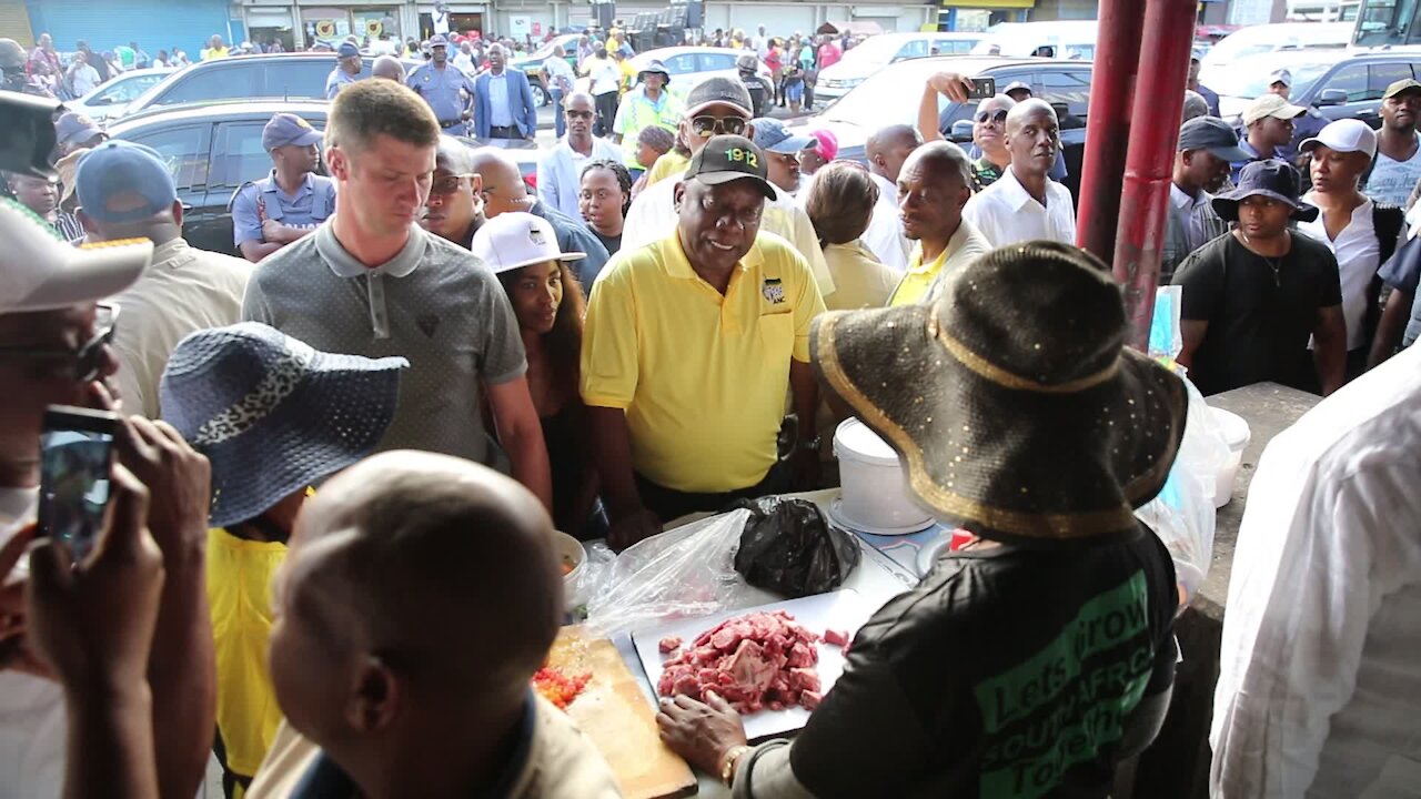 SOUTH AFRICA, Durban- President Ramaphosa engage with the street vendors at Berea taxi rank. (5Q9)