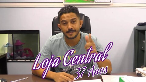 Marcelo anuncia as novidades da Loja Central. 37 Anos