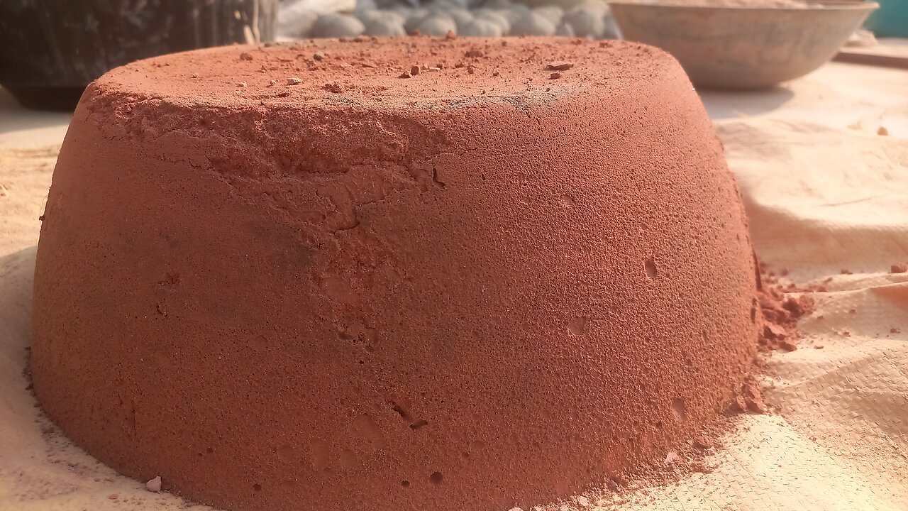 ASMR- Pure Red dirt Cake Crumbling