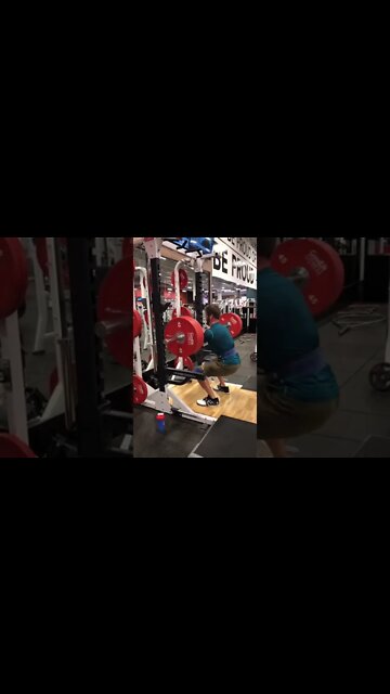 Three plate front squat PR