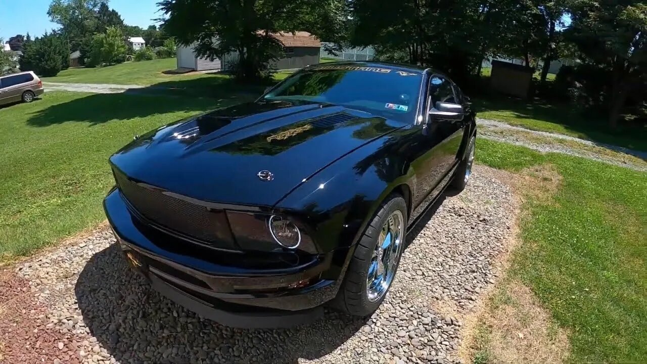 4.0 v6 Mustang Exhaust Clips From The Rear Of The Car