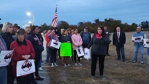 The Rally against the Floyd Bennett Field #migrantshelter at the Entrance 10/25/23 #migrantcrisis