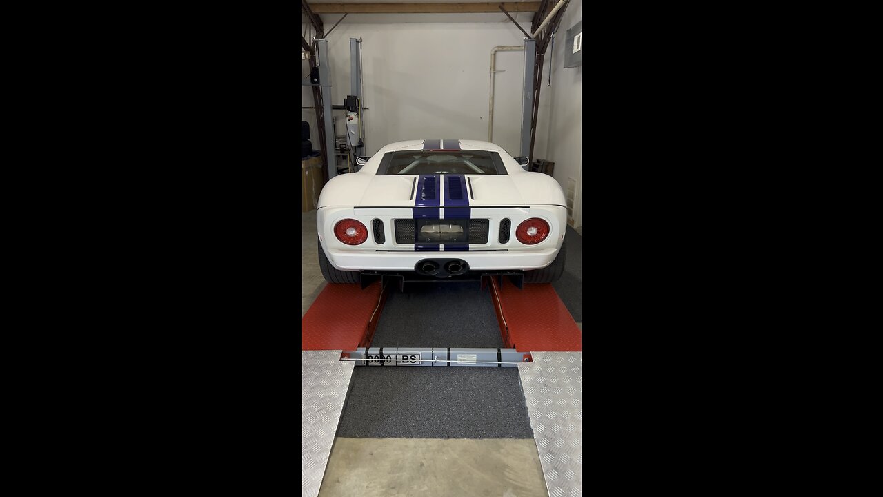 Ford GT Cold Start