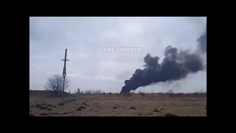 Russian Missile Strikes On Ukrainian Air Force Base, MiG-29 Takes Off Seconds Before Explosions