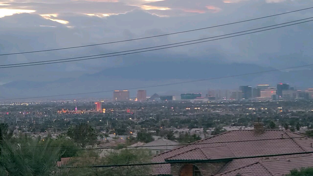 Did you see tonight's Las Vegas sunset? Check this out! 11.26.2024 #lasvegas #weather #follow #fyp