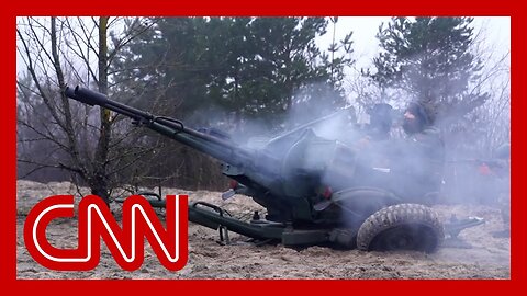 Watch Ukrainian troops prepare for looming Russian offensive