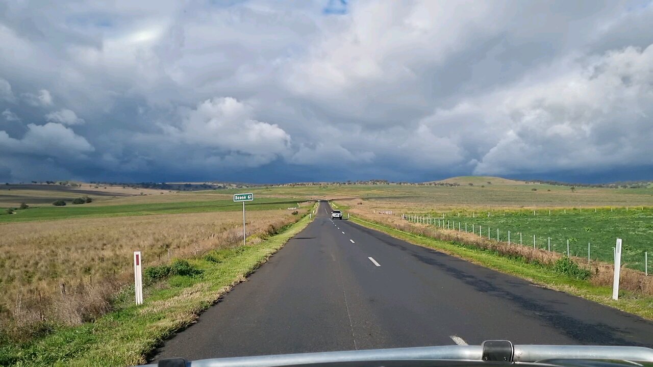 Aussie Roadtrip Wintery Tablelands 🌬🌫🌧