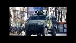 Moradores de Kiev se preparam para batalha na capital da Ucrânia