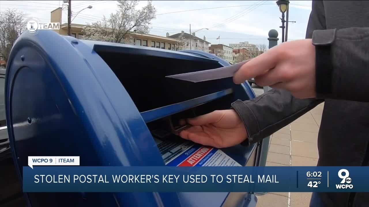 Police warning: Do not put checks in outside mailboxes