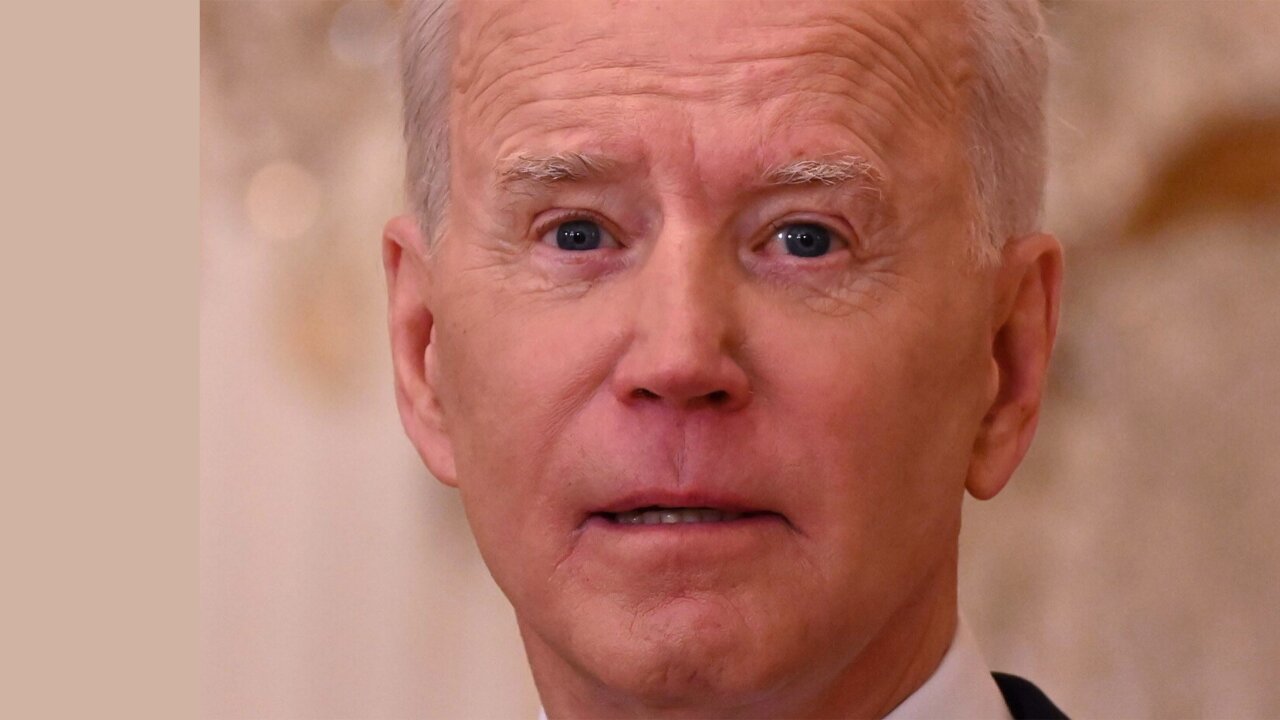 BIDEN IS FALLING APART!!!