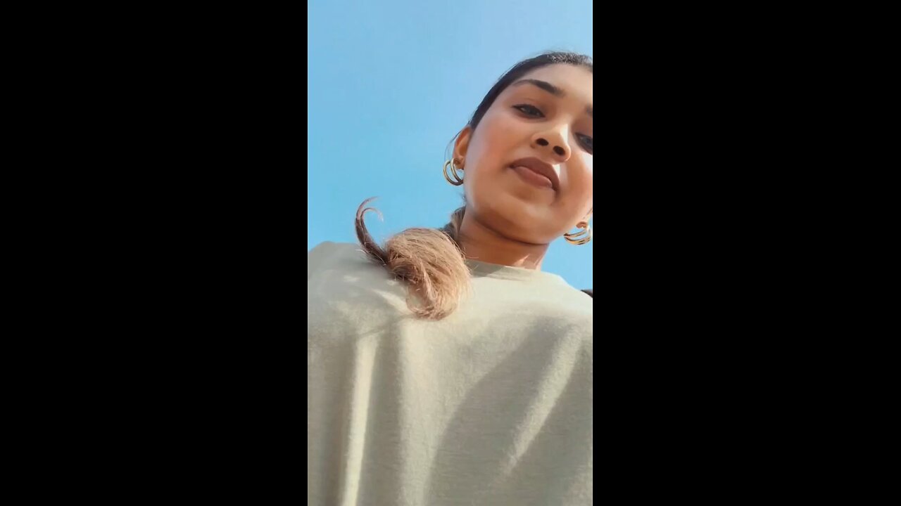 Sri Lanka Tiktok Girl