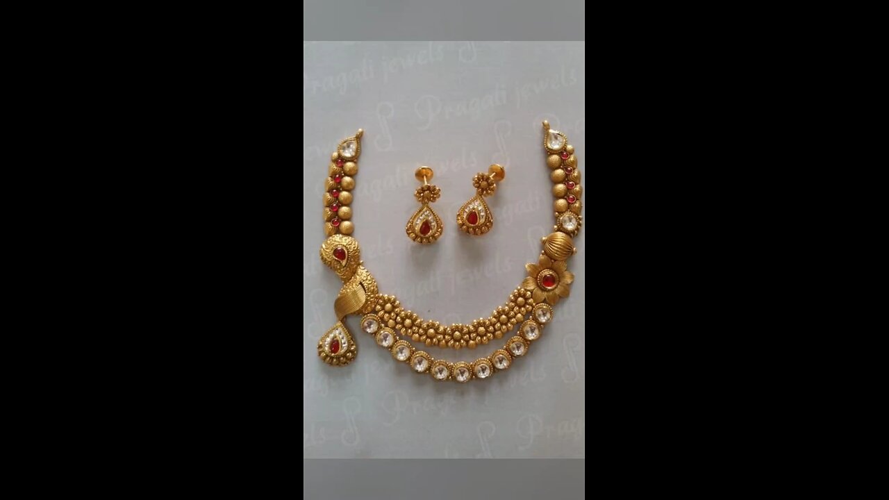 short gold necklace design set #