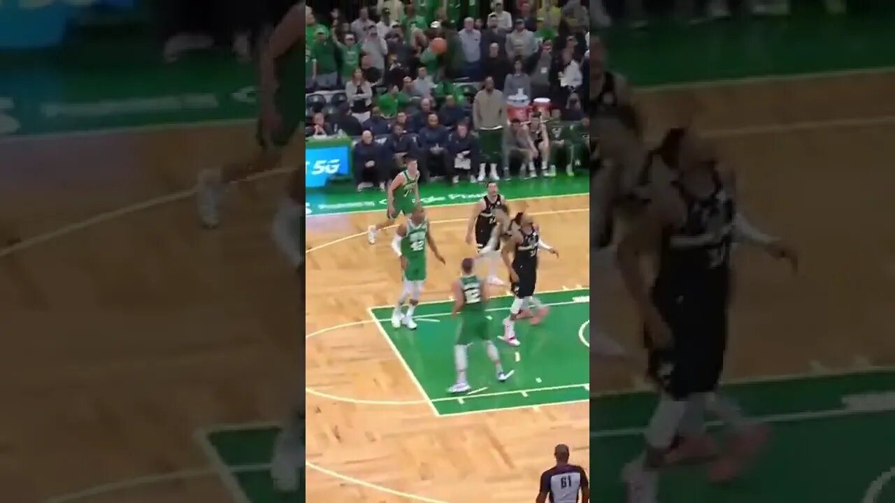 25 at the half for JB!