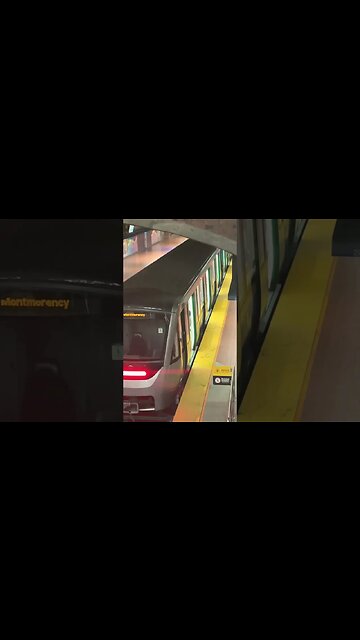 Montréal metro ready for departure #train #montreal #downtowntoronto #viralvideo #subway