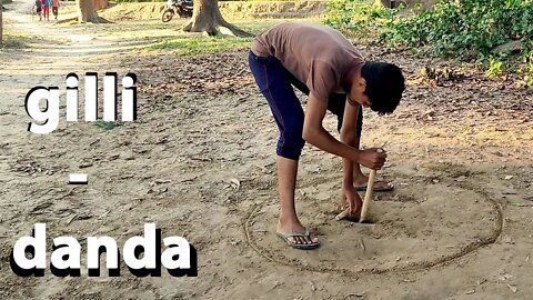 Playing gilli-danda after 22 years ( hometown boys ) || Mr.Bolt