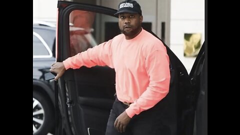 KANYE WEST SEEN WEARING A BITCOIN SATOSHI NAKAMOTO HAT AFTER JP MORGAN BANK CENSORED HIS MONEY