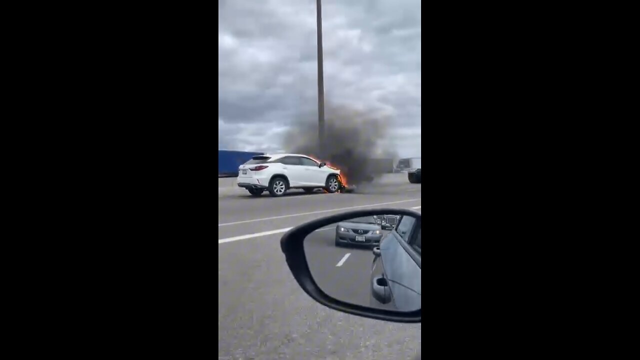 Vehicle Fire On Highway 427 Toronto