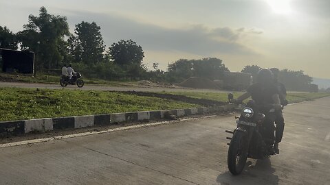 Jawa Bobber 42 🏍️🔥 Sound