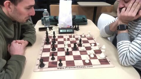 Ali Alizada (Elo 2256) vs Danilo Cuellar (Elo 2351), 5 minute blitz, Game 8