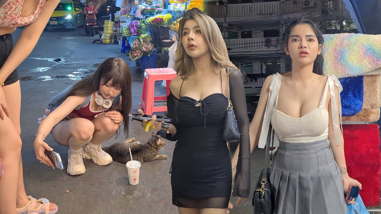 [4k] Thailand Bankgok nightmarket street scenes so many unbelievable ladies!