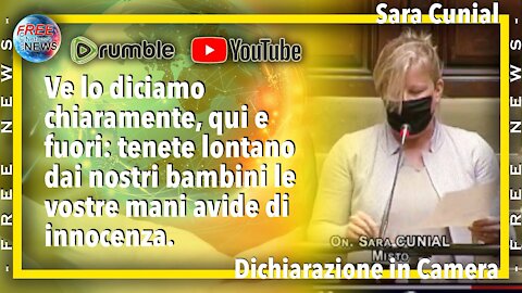 Sara Cunial: tenete lontano dai nostri bambini le vostre mani avide di innocenza.