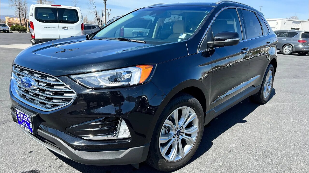 New arrival walk around of 2019 Ford Edge Titanium