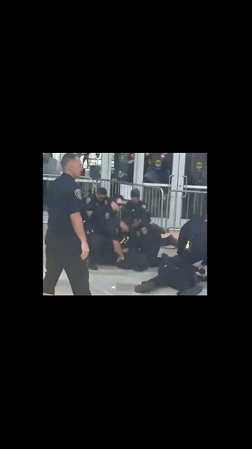 Police Beat Down anti-Zionism Protesters at Cal State