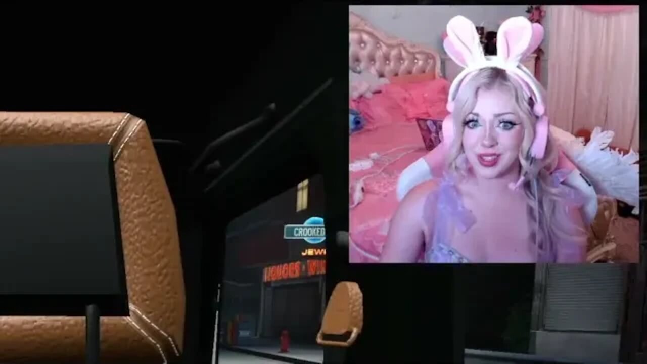 If You See CURSED PIBBY Outside Your House, RUN AWAY FAST!-Lyssy Noel *Reuploaded*