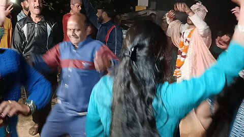 garhwali dance💃🕺 in Uttarakhand