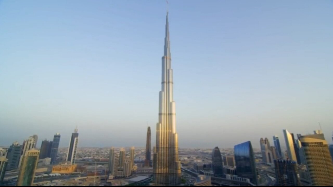 Burj khalifa pinnacle Base jump -4k