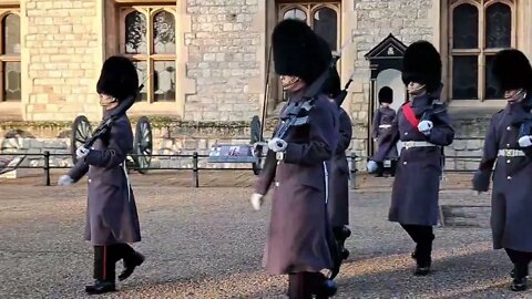Changing of the guard The Tower of London #toweroflondon 30/11/22