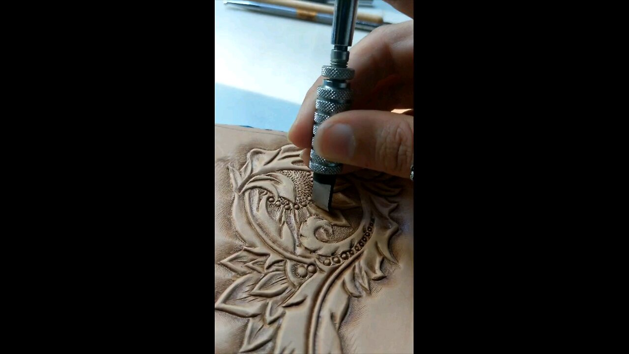 Making A Tooled Leather OWB G43 Holster