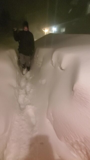 Over 90 centimeters of snowfall in one day during Newfoundland blizzard