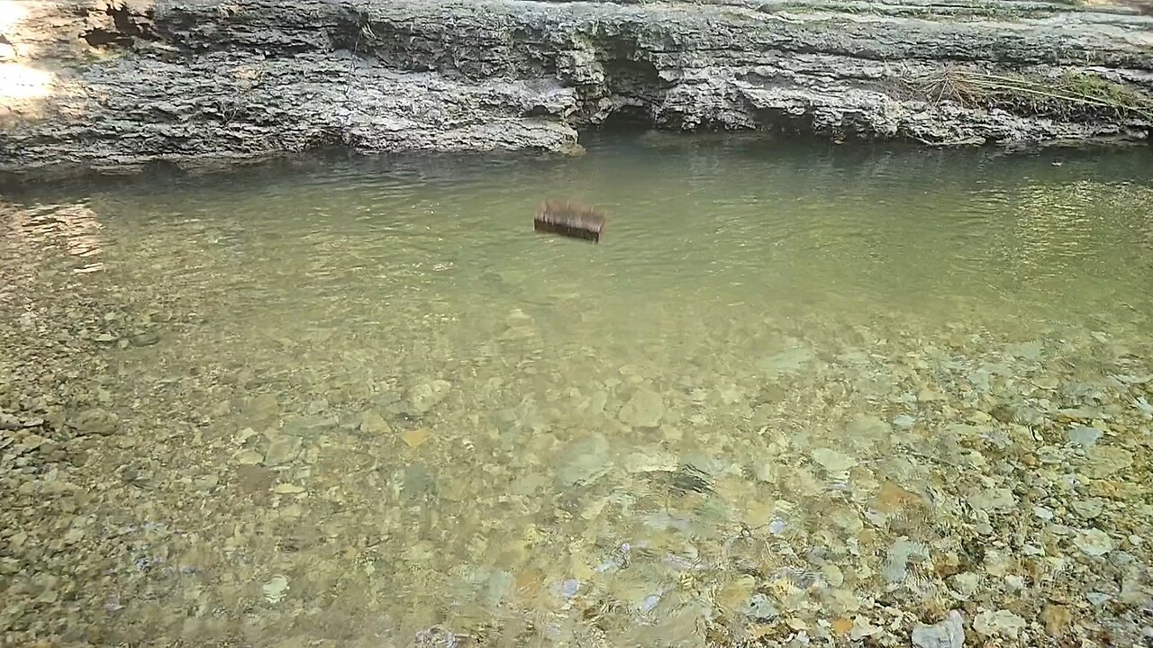 Slow Motion Old Brick Drop / Splash