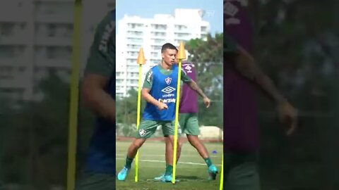 SUANDO A CAMISA: FLU TEM SEMANA INTENSA DE TREINOS ANTES DE ENCARAR O JUVENTUDE