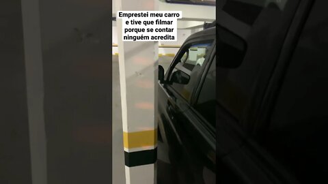 Como estacionar corretamente um carro. Se contar ninguém acredita….