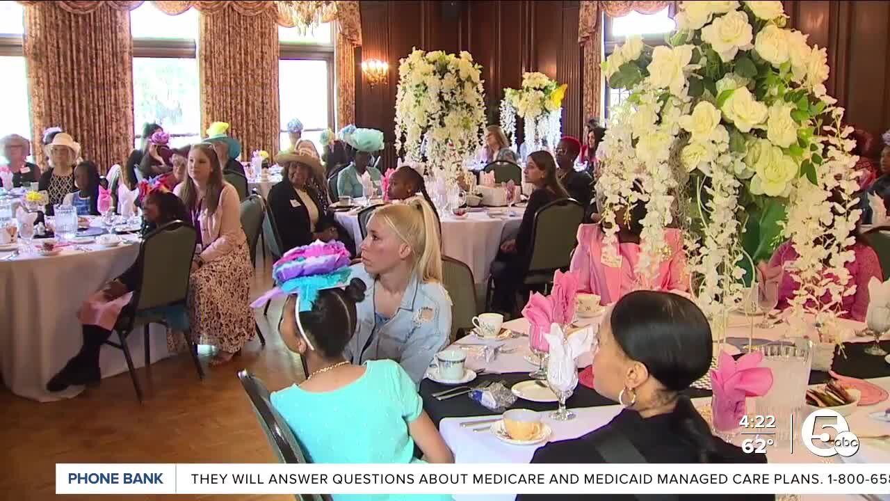 In-person high tea event resumes with students at Akron Woman’s City Club