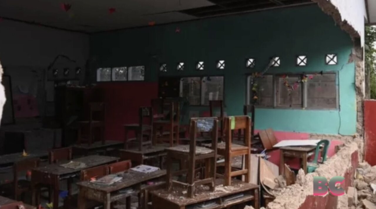 Indonesia: Java quake kills 162 and injures hundreds