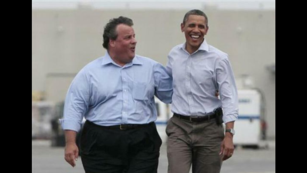 Chris Crispy Falls Hard! | Vivek And Christie Clash Over Trump! Ron Desantis Sinks Even Further 8-23