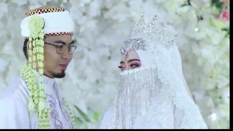 WARCH THIS BEUATIFULL MUSLIM COUPLE