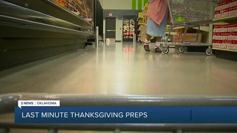 Last-minute Thanksgiving shopping at Oasis Fresh Market