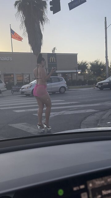 Day shift At Figueroa Street, Los Angeles