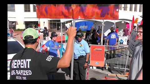 Security woman goes BALLISTIC when Confronted by Evangelist - Phoenix Az